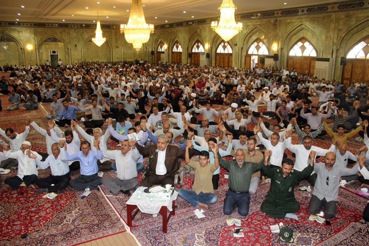 برگزاری مراسم دعای  پرفیض عرفه درشهرستان گراش