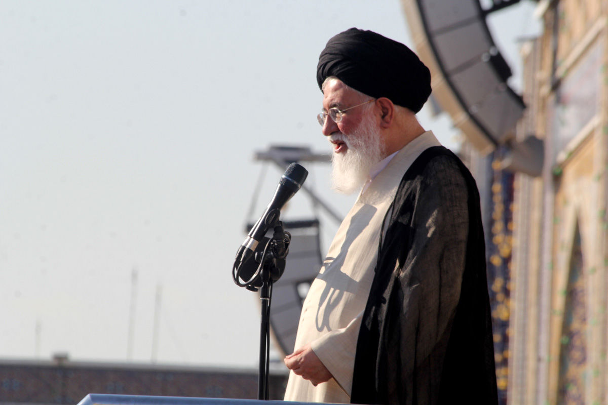 نماز عید قربان در حرم مطهر رضوی اقامه شد