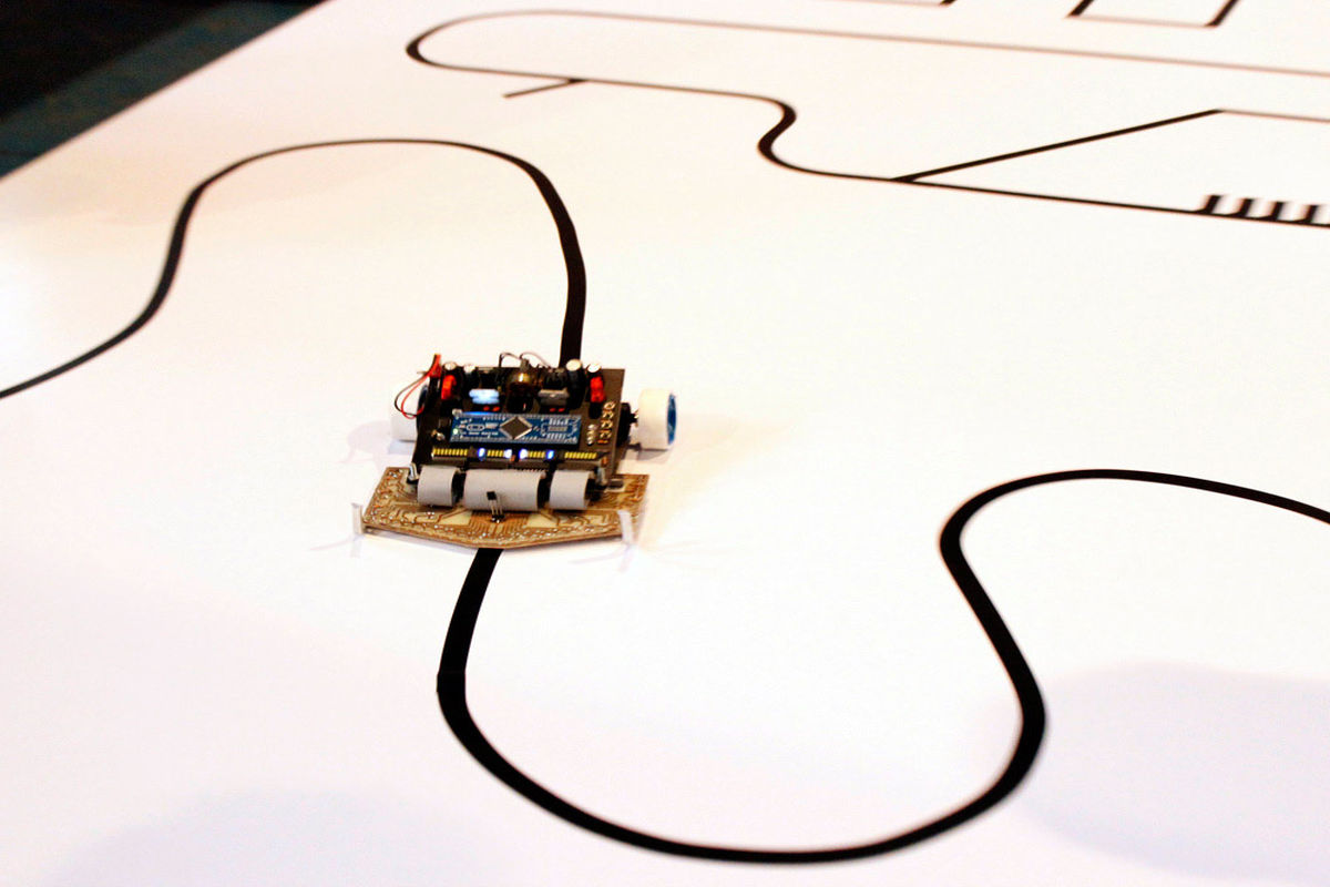 مسابقات ملی رباتیک خیام با معرفی برگزیدگان مسابقات در نیشابور پایان یافت.