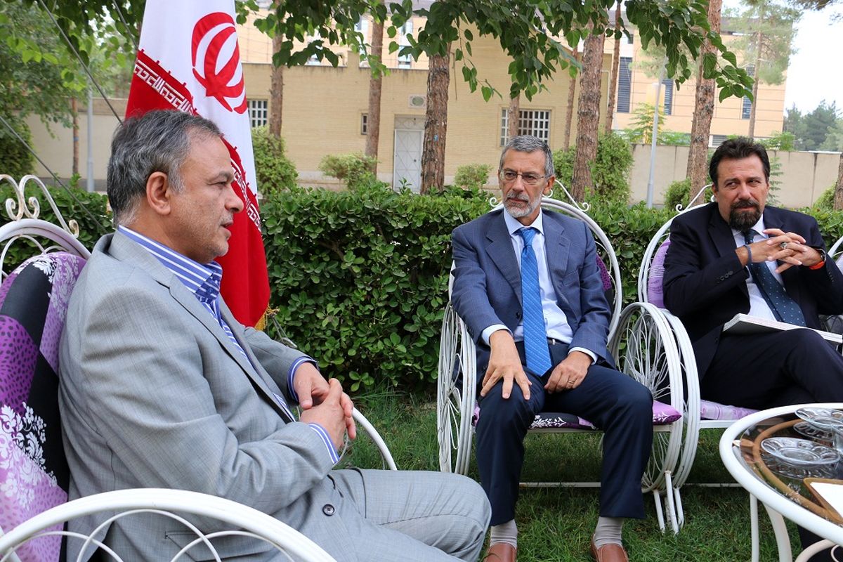 استان کرمان میزبان سرمایه گذاری های پر سود برای کشورها/ توسعه و رفاه ره آورد ورود بخش غیر دولتی به مناطق هشتگانه اقتصادی