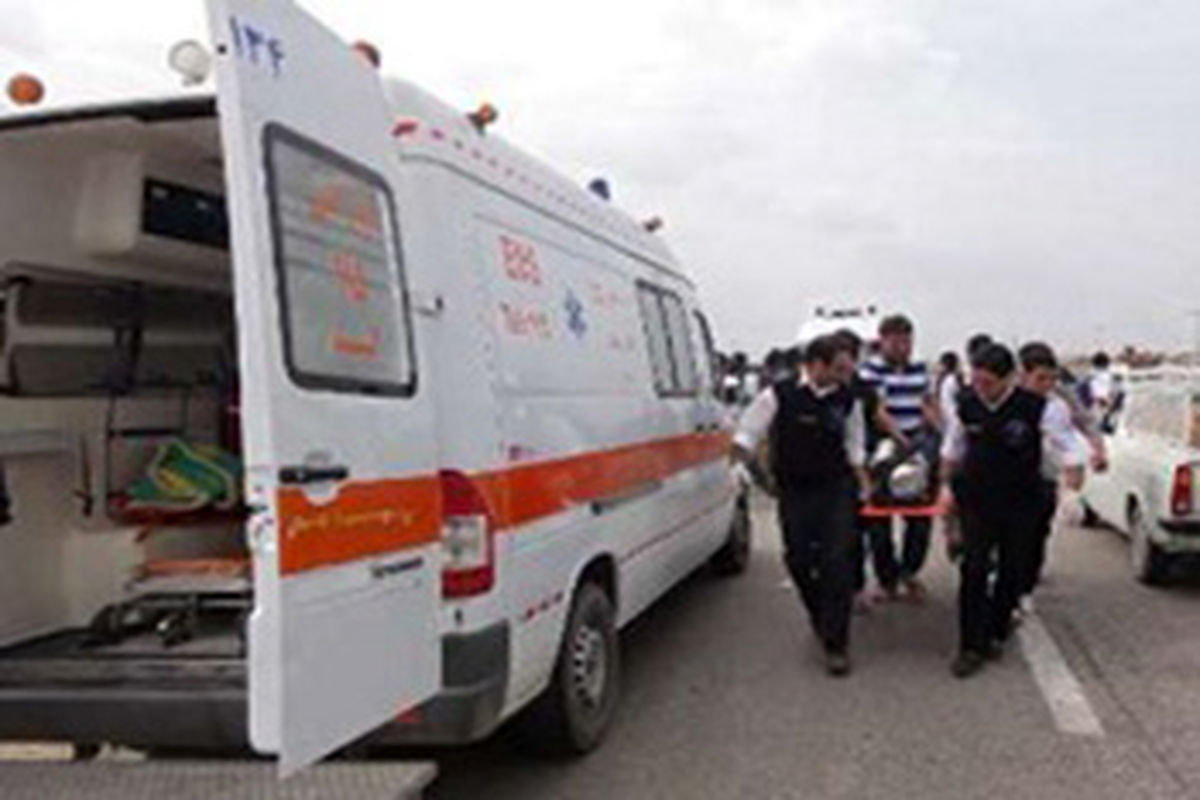 ۱۳ مصدوم حاصل برخورد دو دستگاه خودرو در چهارمحال و بختیاری