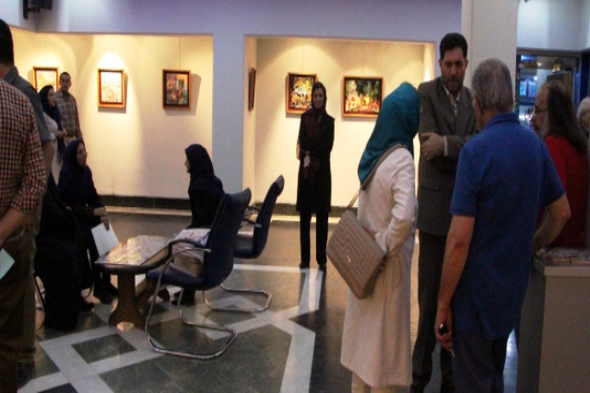 نمایشگاه نقاشی روی کاشی در سمنان افتتاح شد