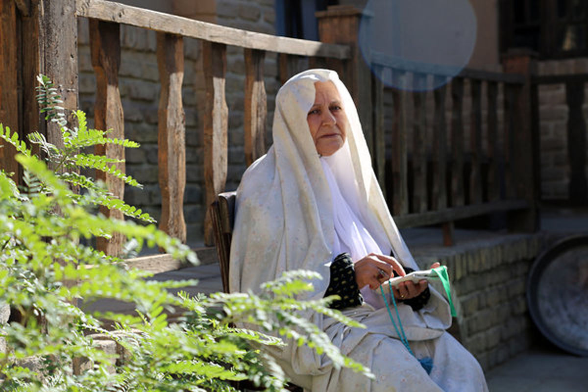 حضور یک مادر شهید در نماهنگ «چای روضه»/ برقعی دکلمه می‌کند