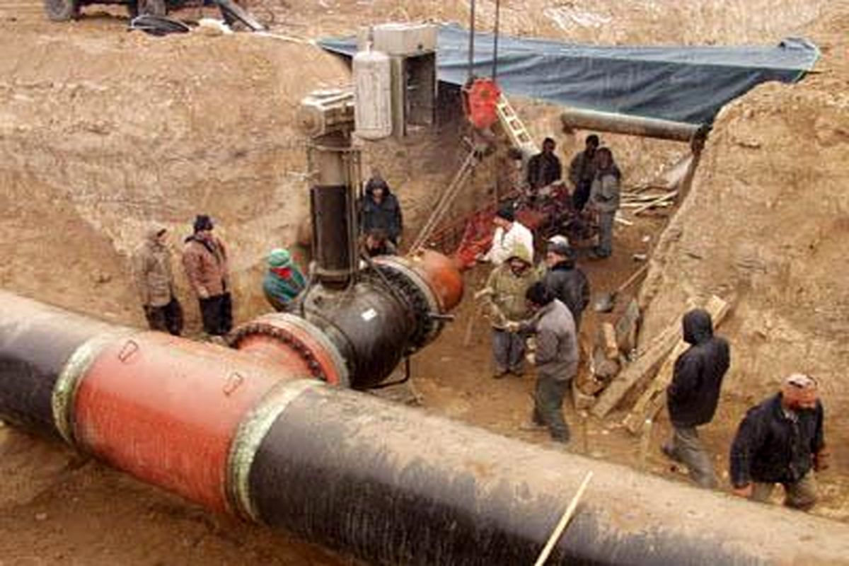 اجرای ۶ مورد عملیات انشعاب گرم در منطقه ۸ عملیات انتقال گاز ایران