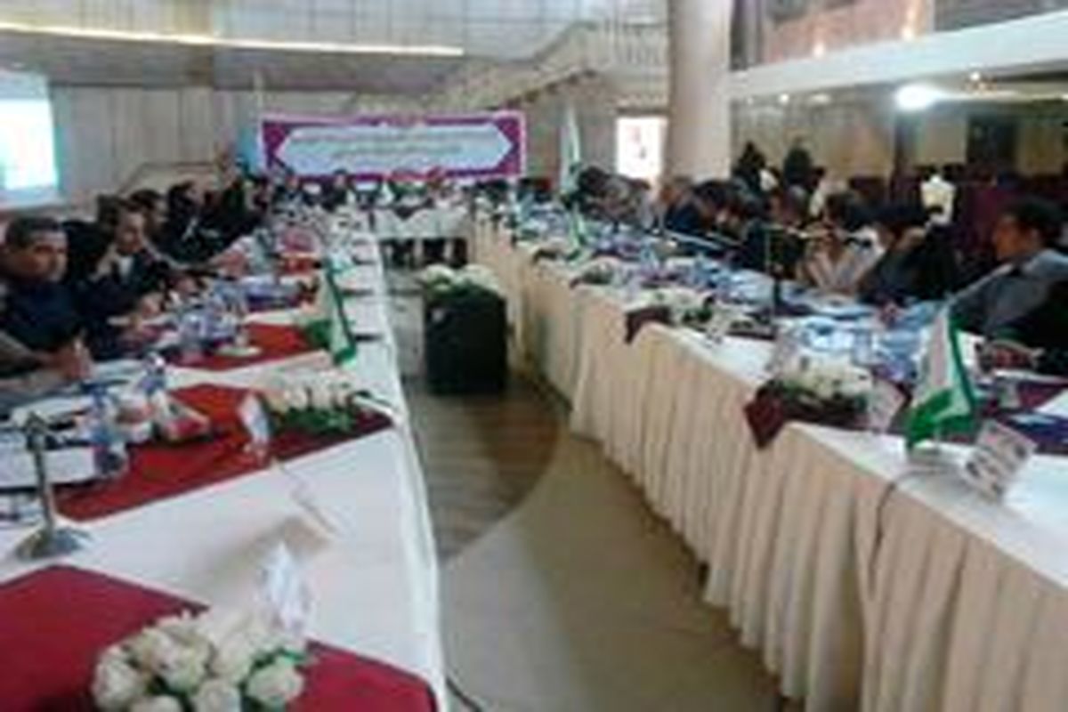 فومن میزبان گردهمایی ملی مدیریت ایمنی مواد غذایی و لوازم آرایشی - بهداشتی