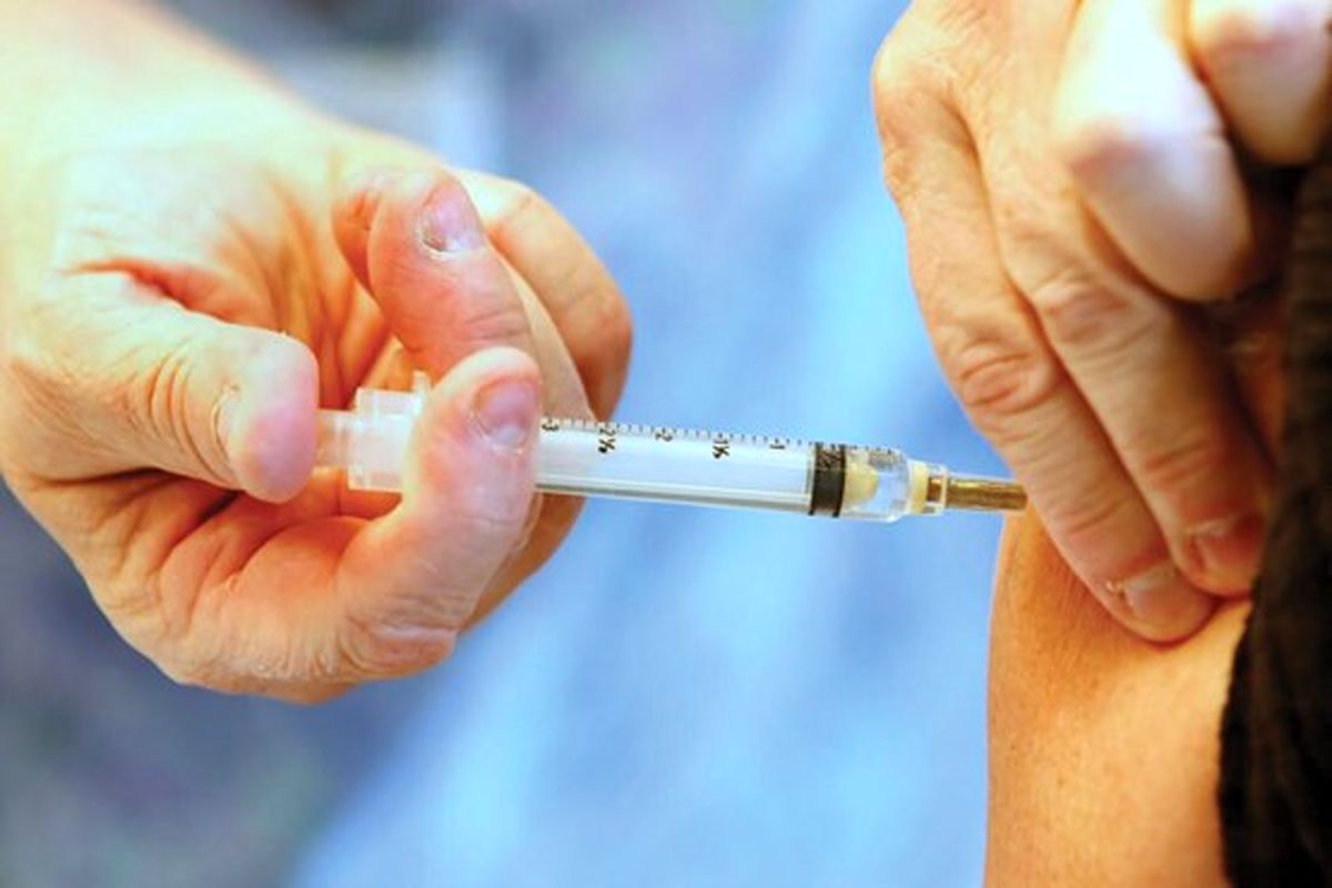 تزریق واکسن آنفولانزا برای چه کسانی ضروری است؟