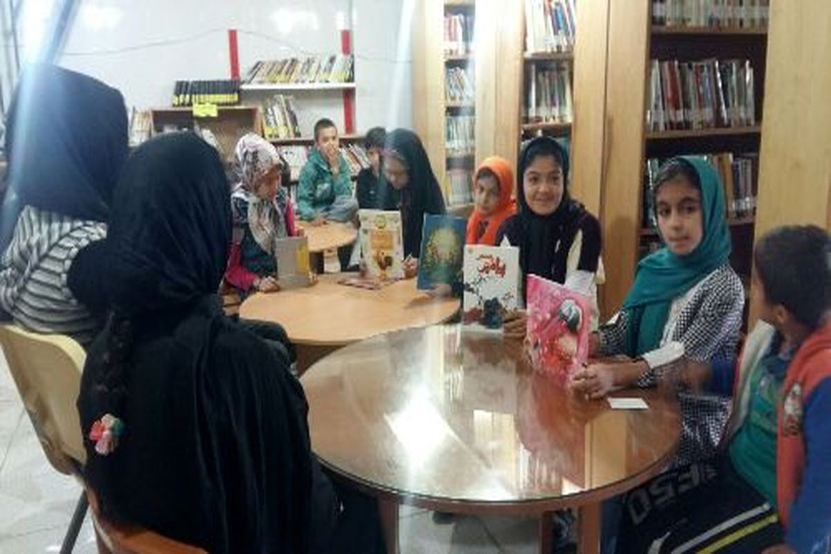 برگزاری دوازدهمین نشست کتابخانه ای کودک و نوجوان در روستای هفت جوی شهرستان قدس