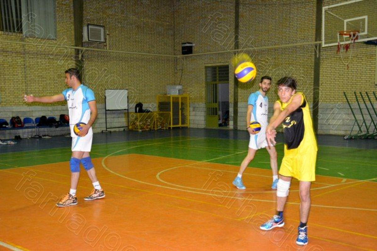 برگزاری اولین اردوی آمادگی باشگاه والیبال زاگرس پوش بروجرد