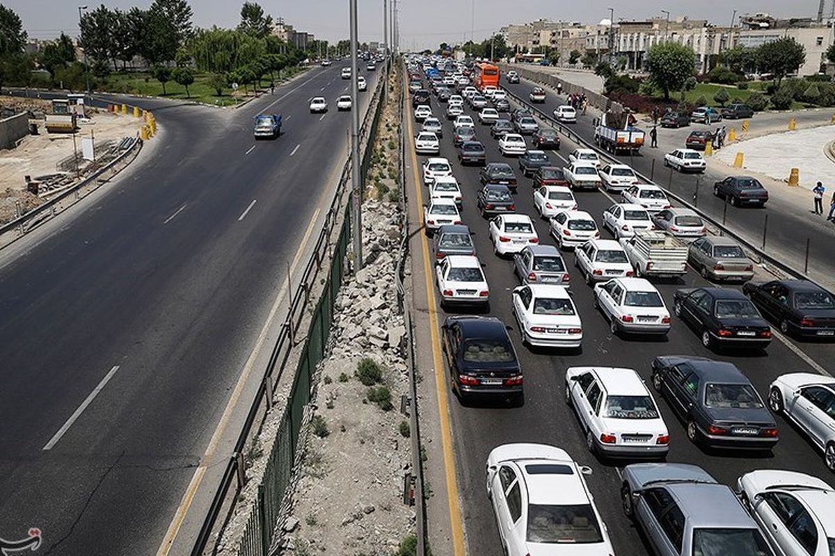 جاده مهران یکطرفه شد