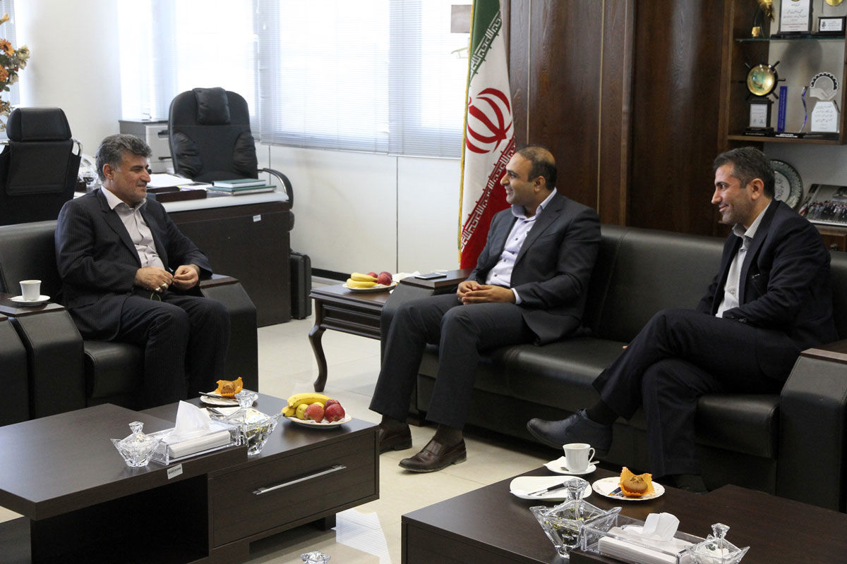 توسعه همکاری‌ علمی و آموزشی اداره کل بنادر هرمزگان با دانشگاه آزاد اسلامی