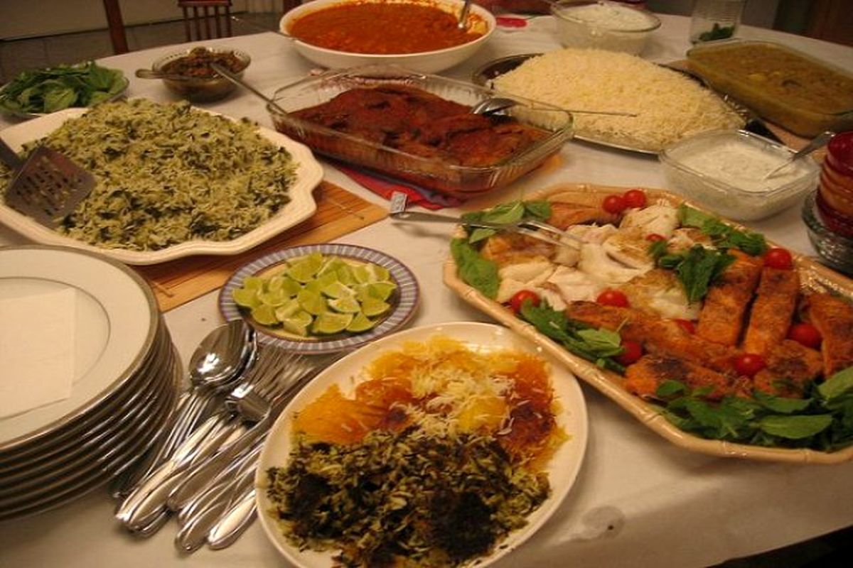تهیه اطلس غذای ایرانی در اصفهان