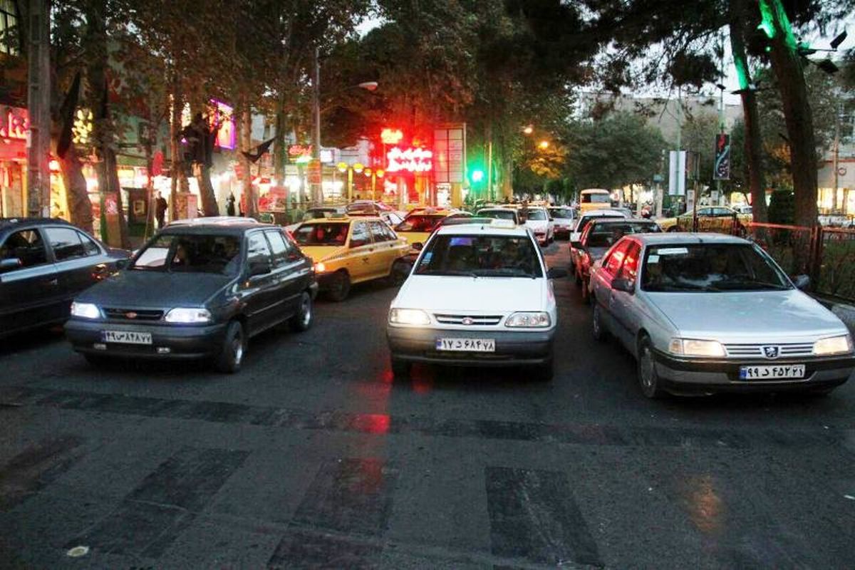 ترافیک پرحجم در محور قم- تهران