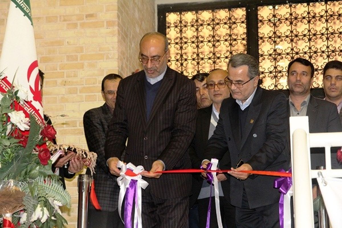افتتاح نمایشگاه دستاوردهای پژوهشی در قزوین