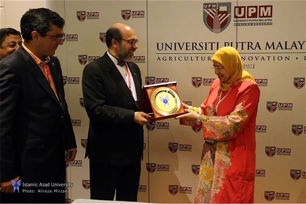 امضای تفاهم نامه بین دانشگاه آزاد اسلامی و دانشگاه UPM مالزی