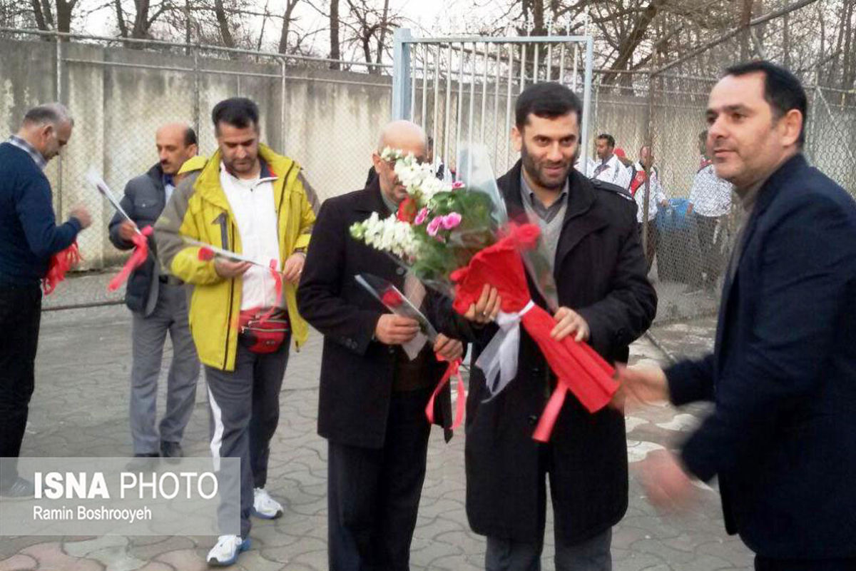 استقبال جامعه ورزش آستارا از قهرمانان تیم کیک بوکسینگ ایران در مسابقات بین المللی باکو