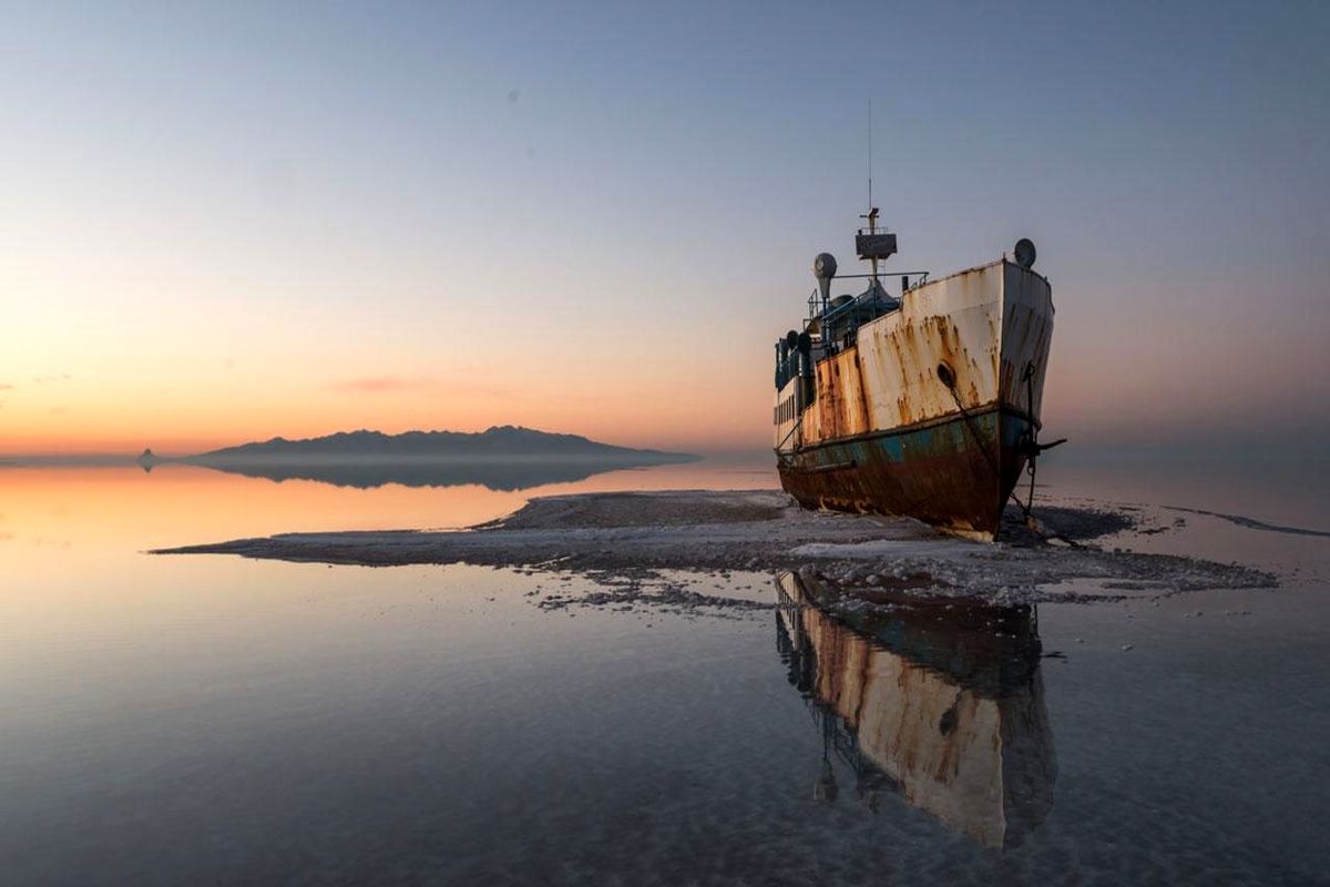 برخی دستگاه ها به صورت جدی به موضوع احیای دریاچه ارومیه وارد نشده اند