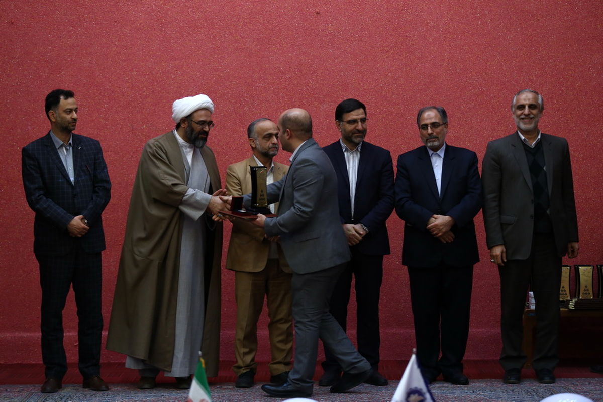 غرفه های برتر جشنواره کوهرنگ تجلیل شدند