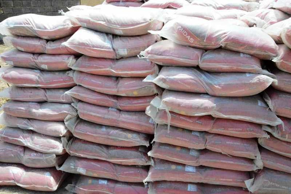 کشف ۲۶ تن برنج قاچاق در پلدختر