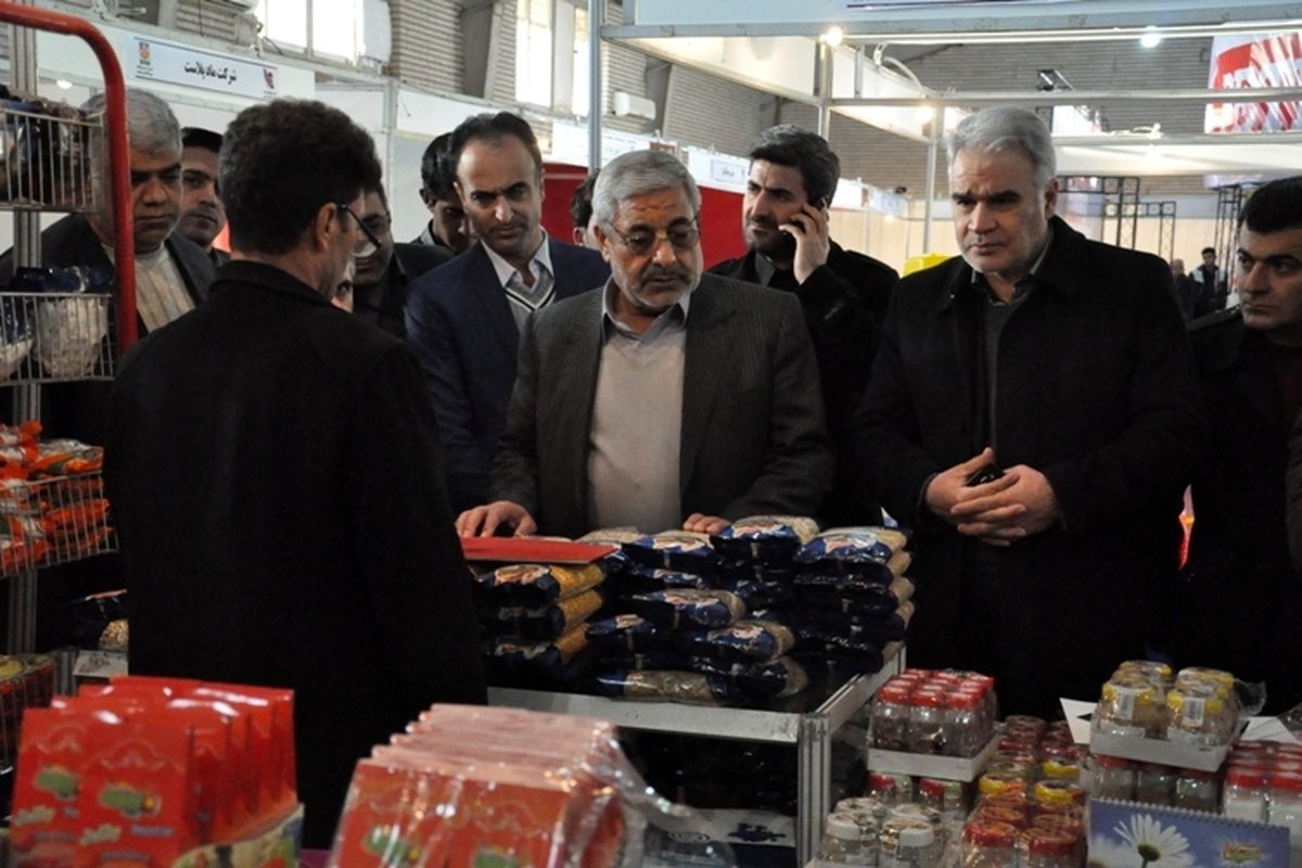 سومین نمایشگاه توانمندی های صنایع کوچک و متوسط آذربایجان غربی گشایش یافت