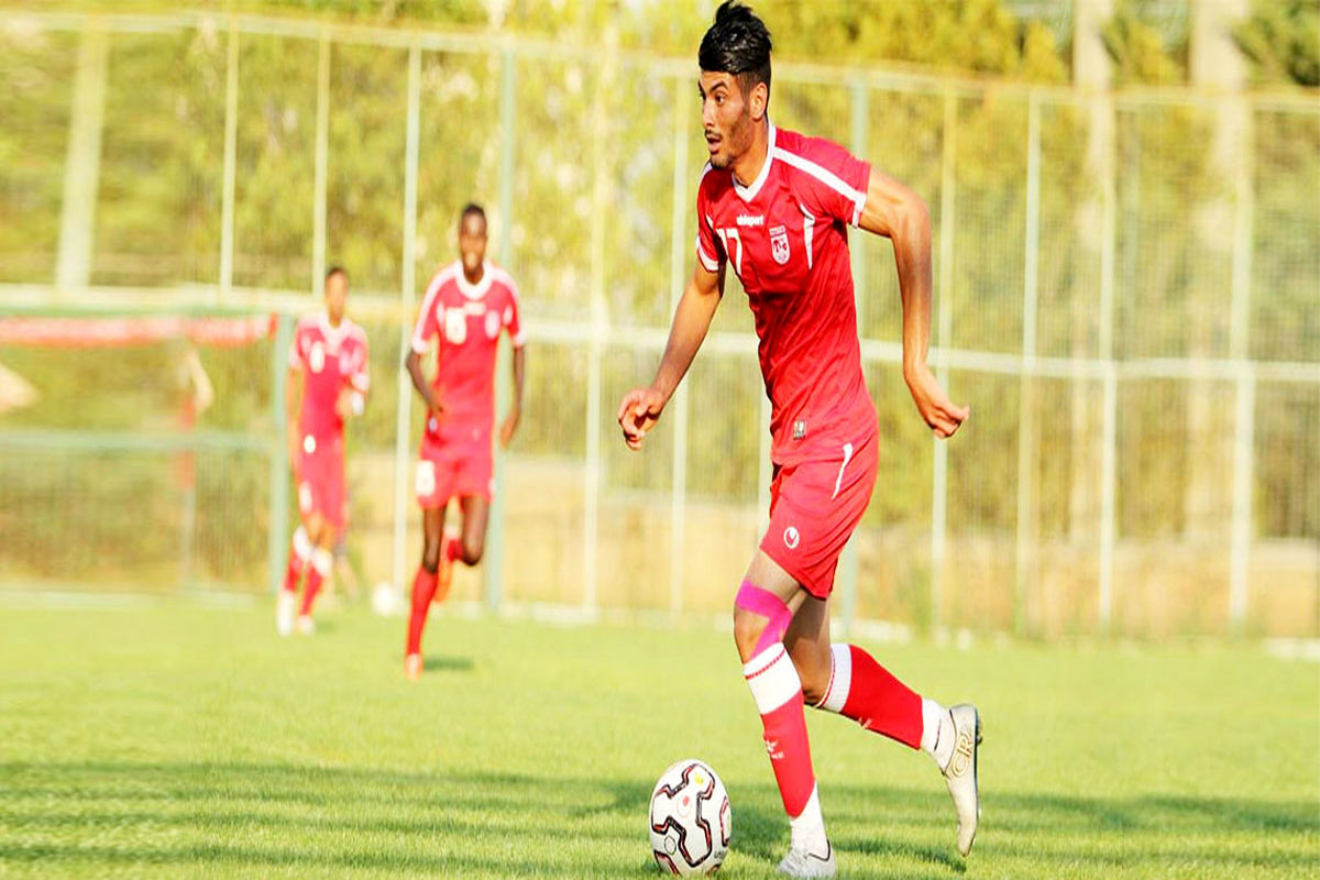 ملی‌پوش تراکتورسازی به بازی جمعه نمی‌رسد