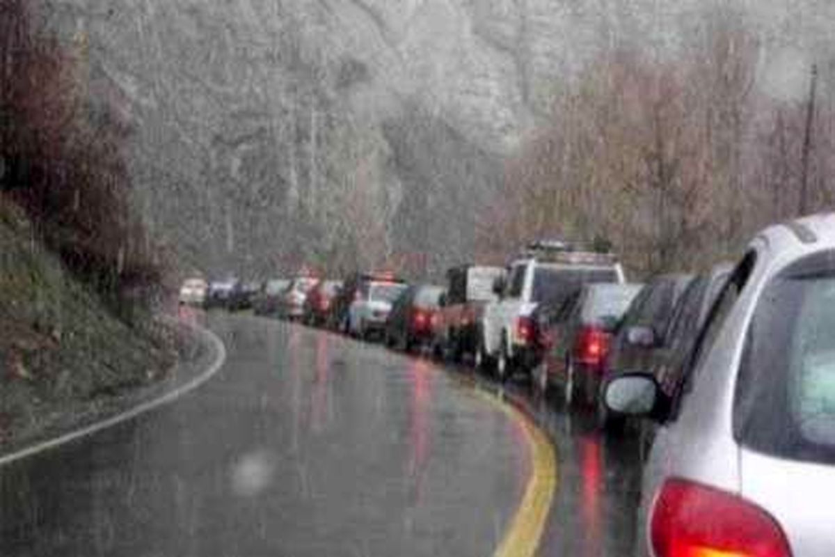ترافیک سنگین در راه های البرزو بارش برف و باران