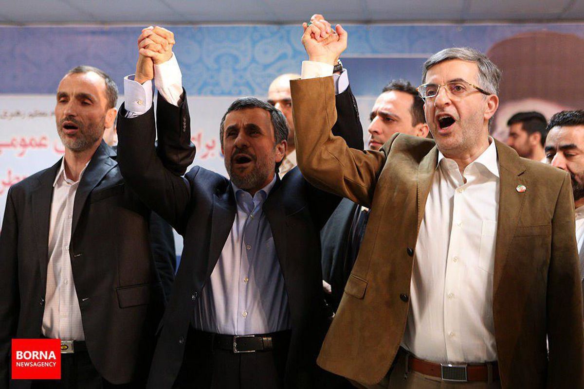 حضور احمدی‌نژاد، مشایی و بقایی در ستاد انتخابات کشور