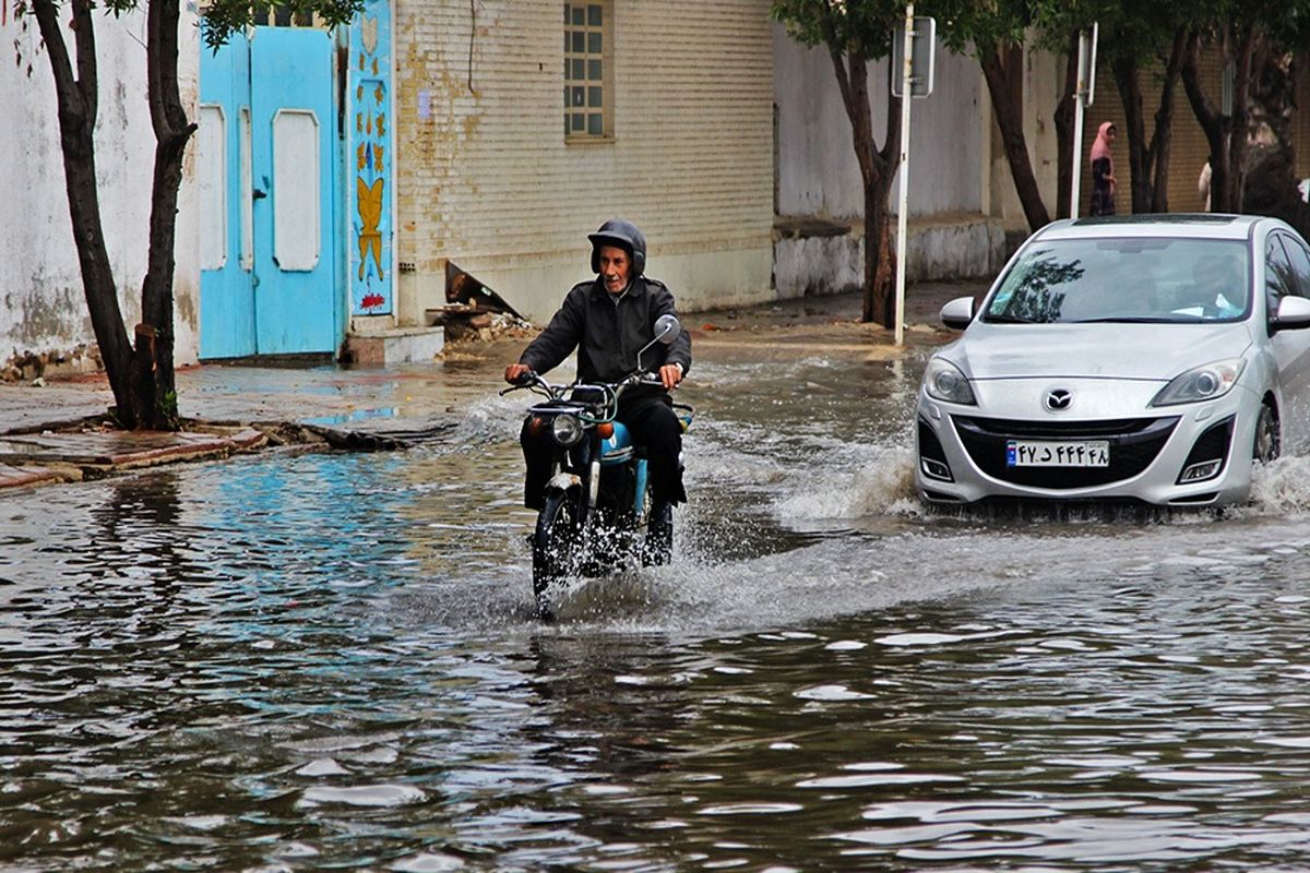 شهروندان از تردد در اطراف رودخانه بپرهیزند