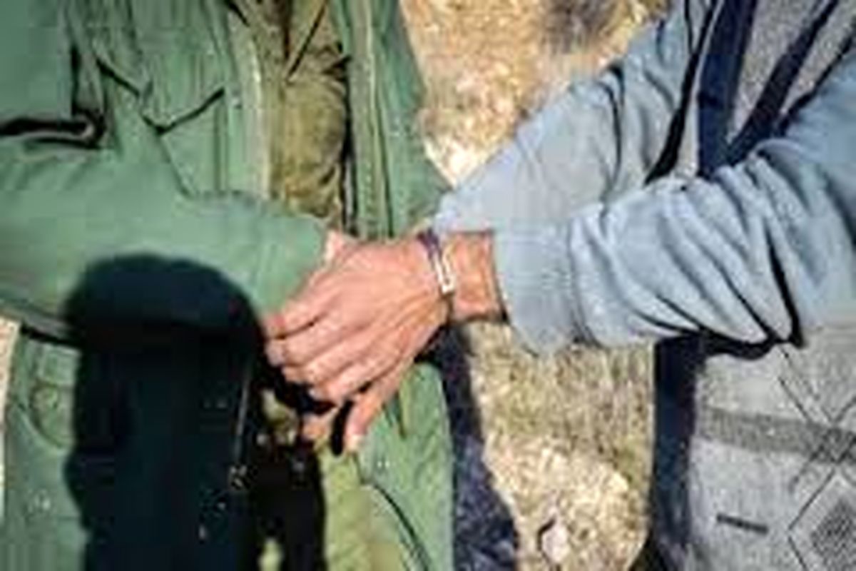 دستگیری شکارچی متخلف در یکی از روستاهای حاشیه شهر کرمانشاه