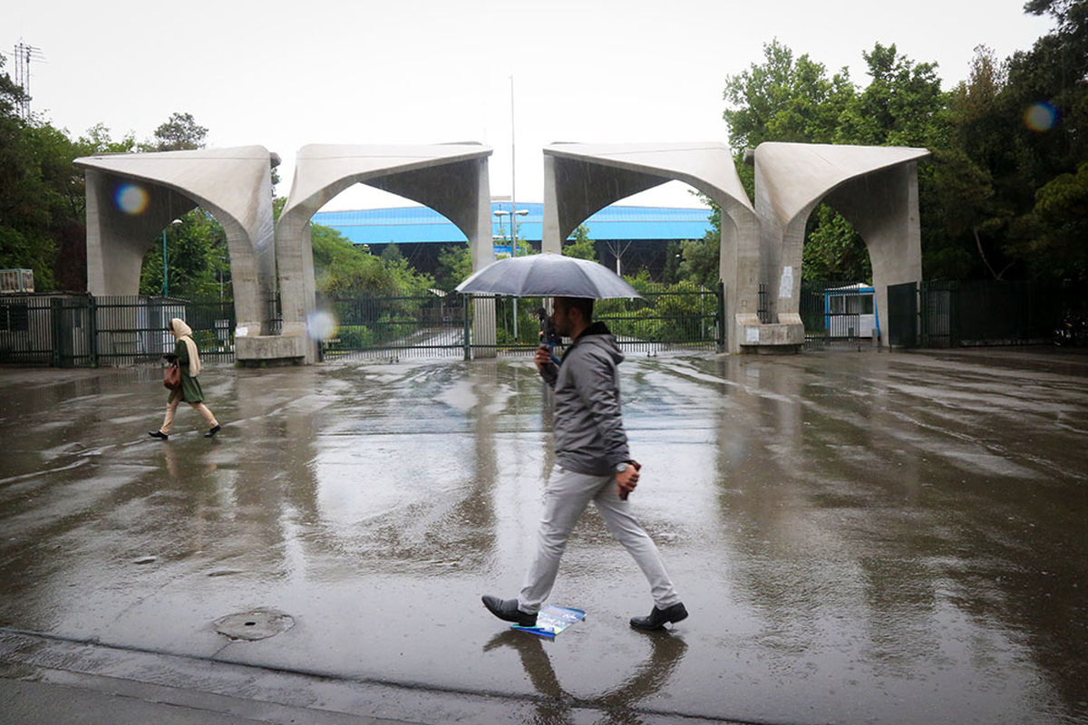تهران امروز باران می بارد