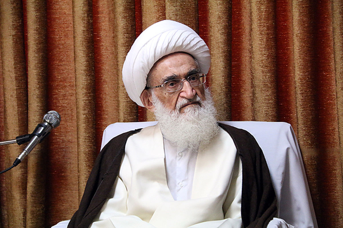 ملت اجازه موج سواری را به دشمن نمی‌دهد/ملت با حضور در صحنه جواب دشمنان را دادند