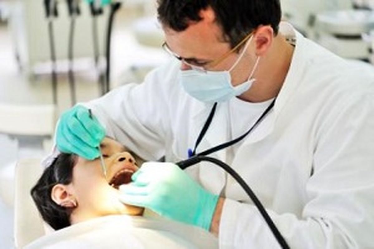 جراحی دندان عقل نهفته، ایمپلنت و تکنیکهای نوین جراحی دهان فک و صورت