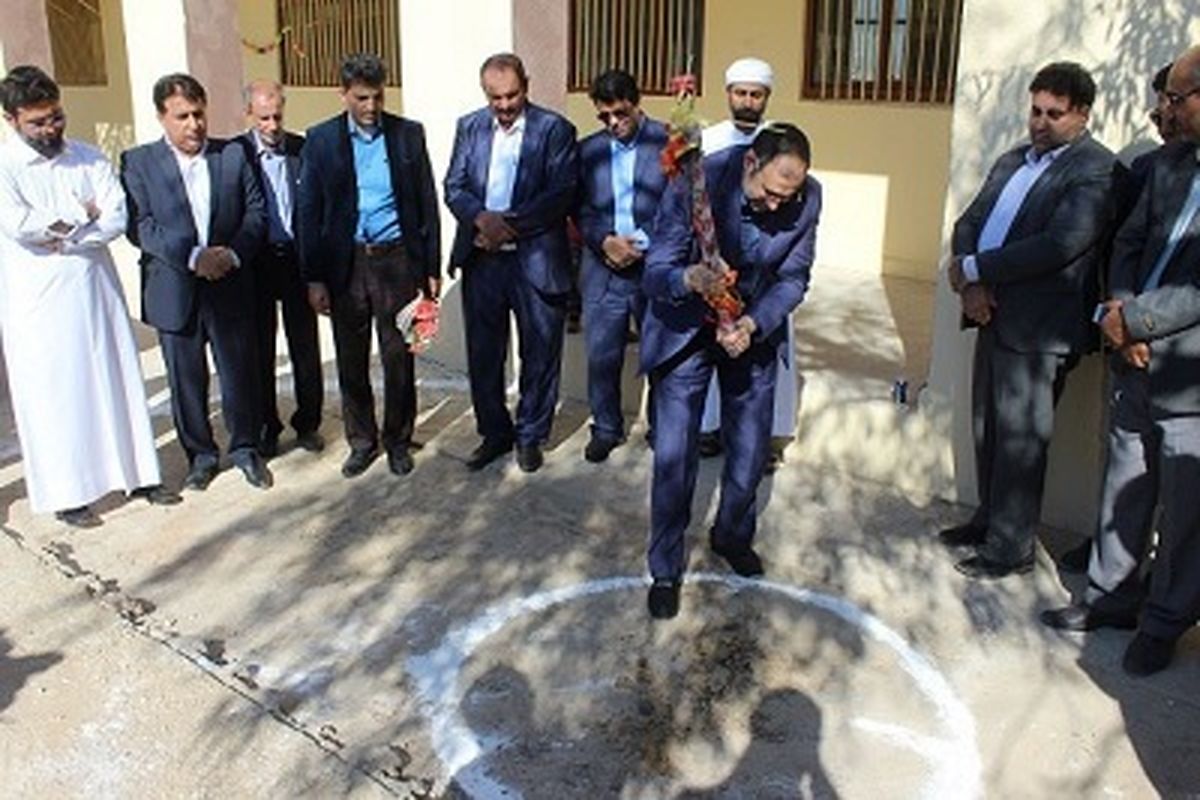 عملیات اجرایی سه پروژه خیرساز در شهرستان پارسیان آغاز شد