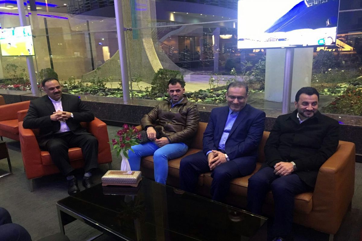 وزیر ورزش و جوانان عراق و هیات همراه وارد تهران شدند