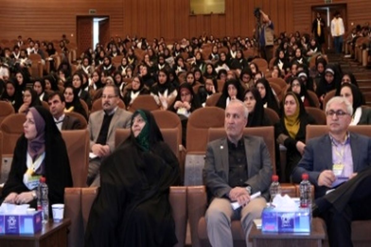 برگزاری دومین همایش کانون‌های دانشجویی همیاران سلامت در دانشگاه شیراز