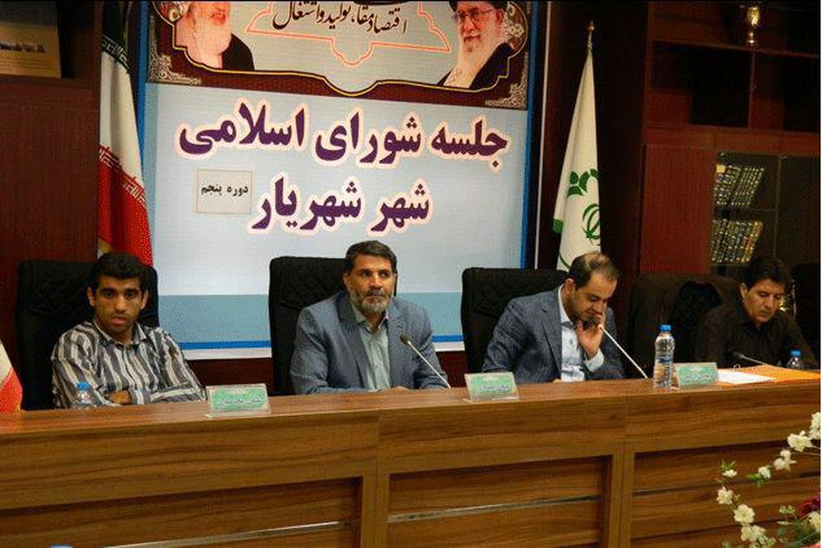 رئیس شورای اسلامی شهر شهریار از کاستی های مربوط به برف روبی در شهریار از مردم عذر خواهی کرد