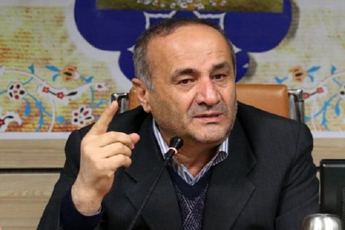 دستگاههای اجرایی در سمت های مدیریتی از جوانان و بانوان استفاده کنند