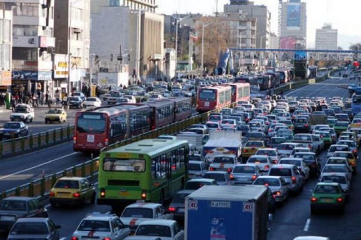 درخواست اعضای انجمن نویسندگان، خبرنگاران و عکاسان ورزشی از رئیس شورای شهر