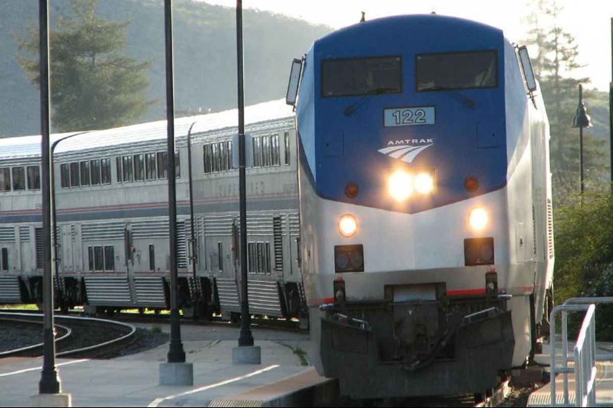 برخورد دو قطار  چند کشته و زخمی برجای گذاشت