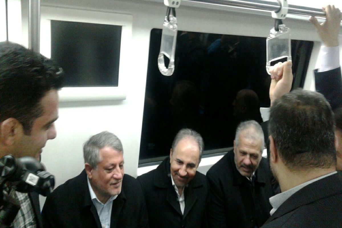 حضور شهردار تهران در مترو