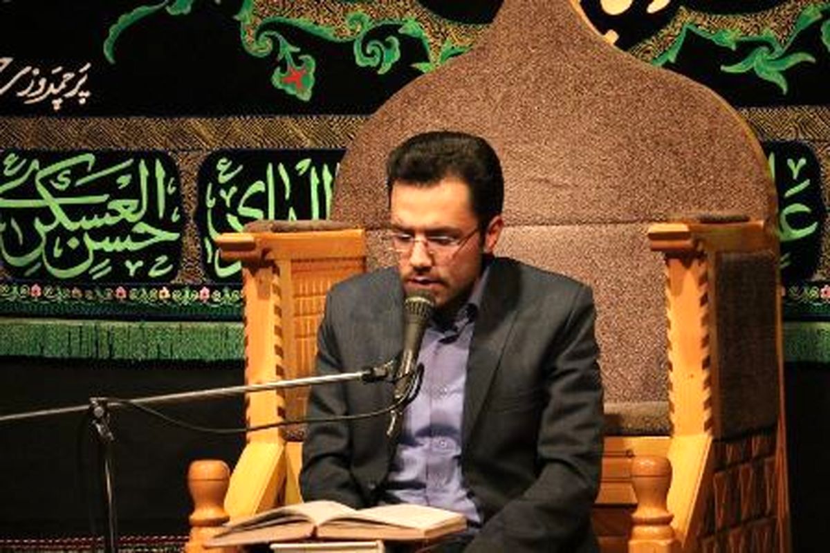 مربی پرورشی زنجانی رتبه چهارم مسابقات قرآن کریم کشوری را کسب کرد