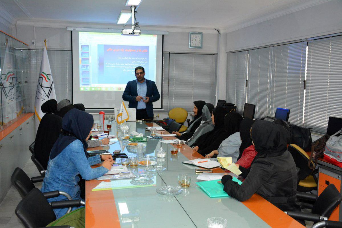 نخستین دوره مربیگری درجه ۳ سه گانه ویژه بانوان در تهران