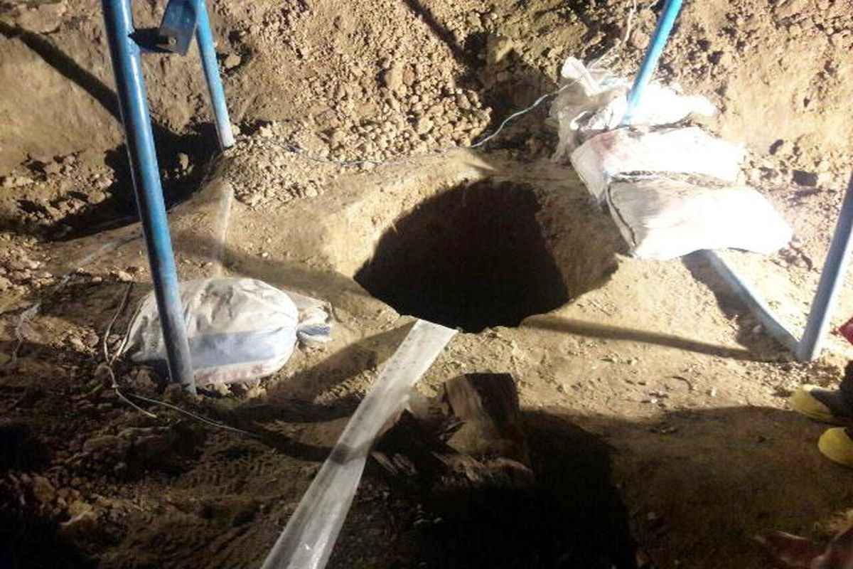 تخریب ۳۴ حلقه چاه غیر مجاز کشاورزی در شهرستان پاسارگاد
