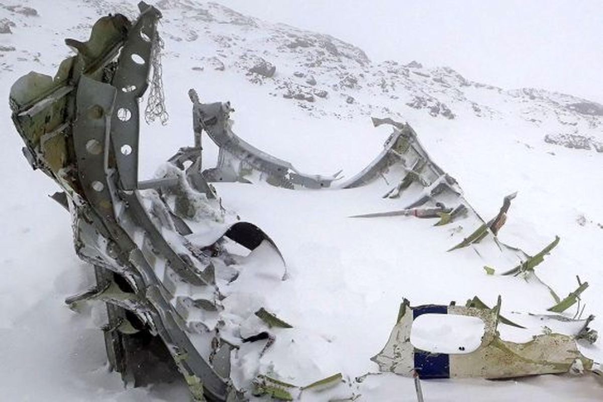 جدیدترین تصویر از بقایای هواپیمای ای تی ار ٧٢ در ارتفاعات کوه دنا