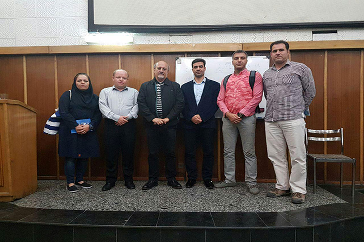 پنج داور شنای استان مرکزی به دوره داوری ملی شنا اعزام شدند