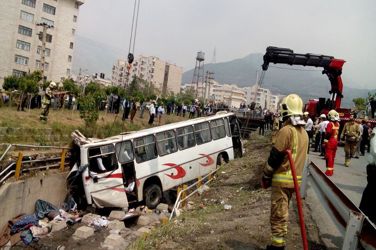 اسامی مصدومان حادثه واژگونی اتوبوس حامل دانش‌آموزان