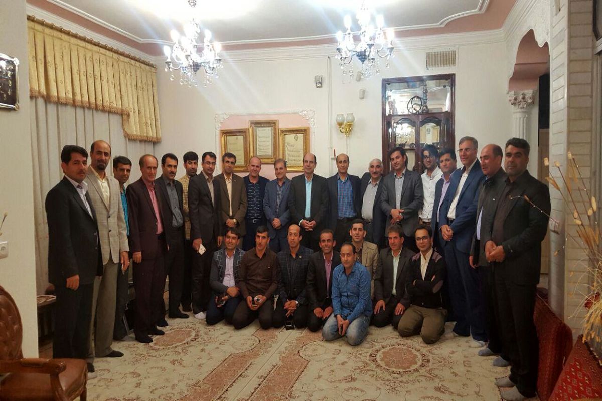 شورای سیاستگذاری اصلاح طلبان شهرستان ایوان تشکیل شد
