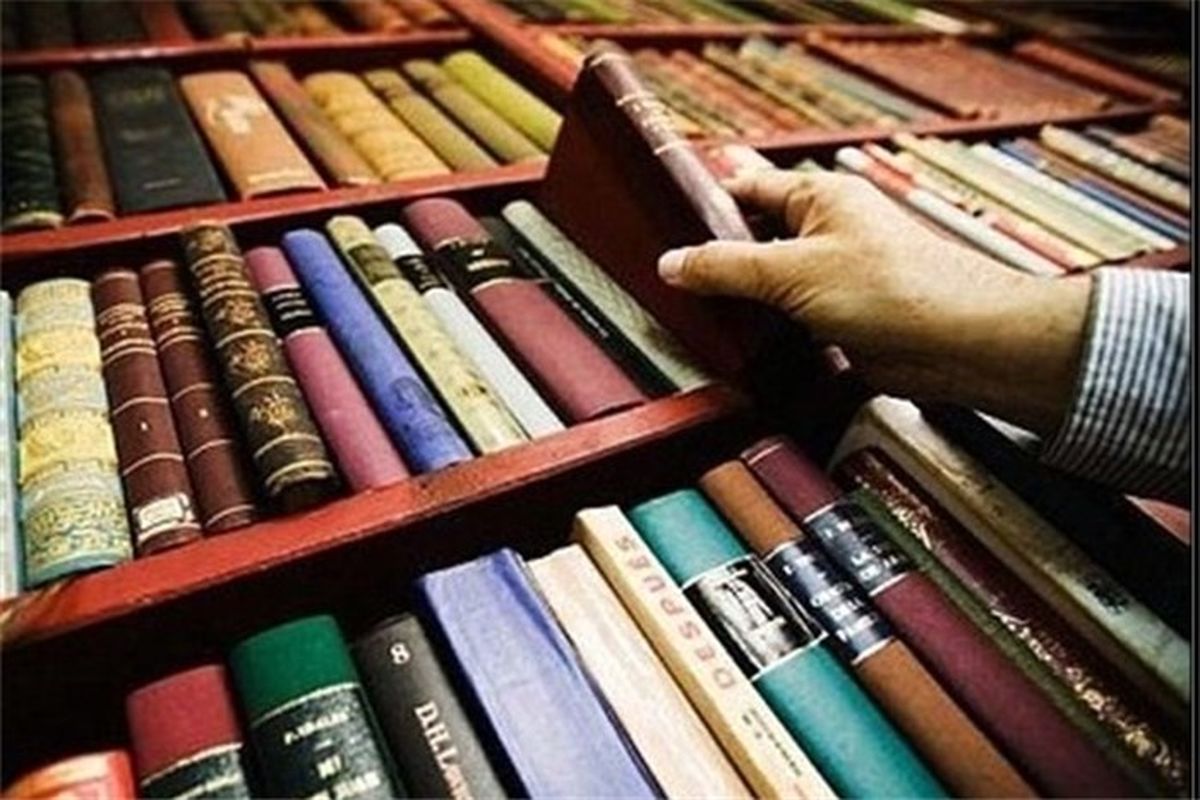 کتاب‌ها بدون ویزا سفر می‌‌کند/ تاسیس مدرسه فارسی زبان در الجزایر