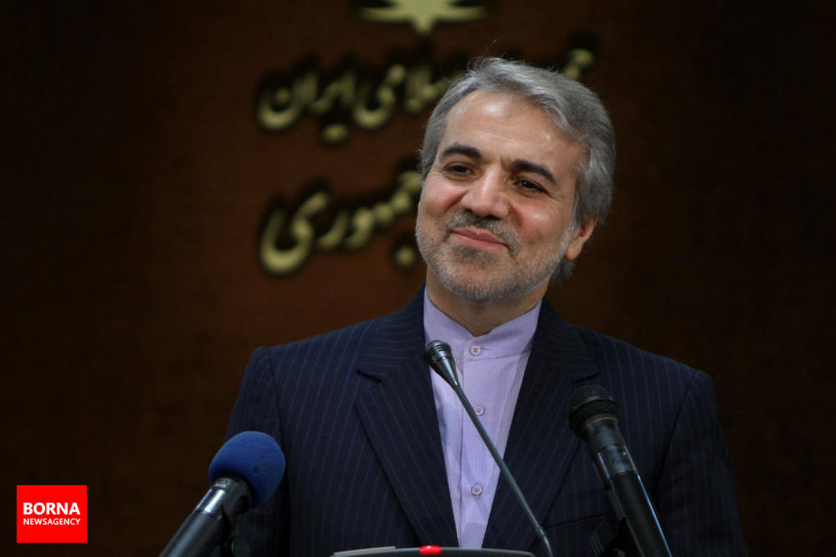 شاهنامه هویت ملی ایرانیان را زنده نگه داشته است