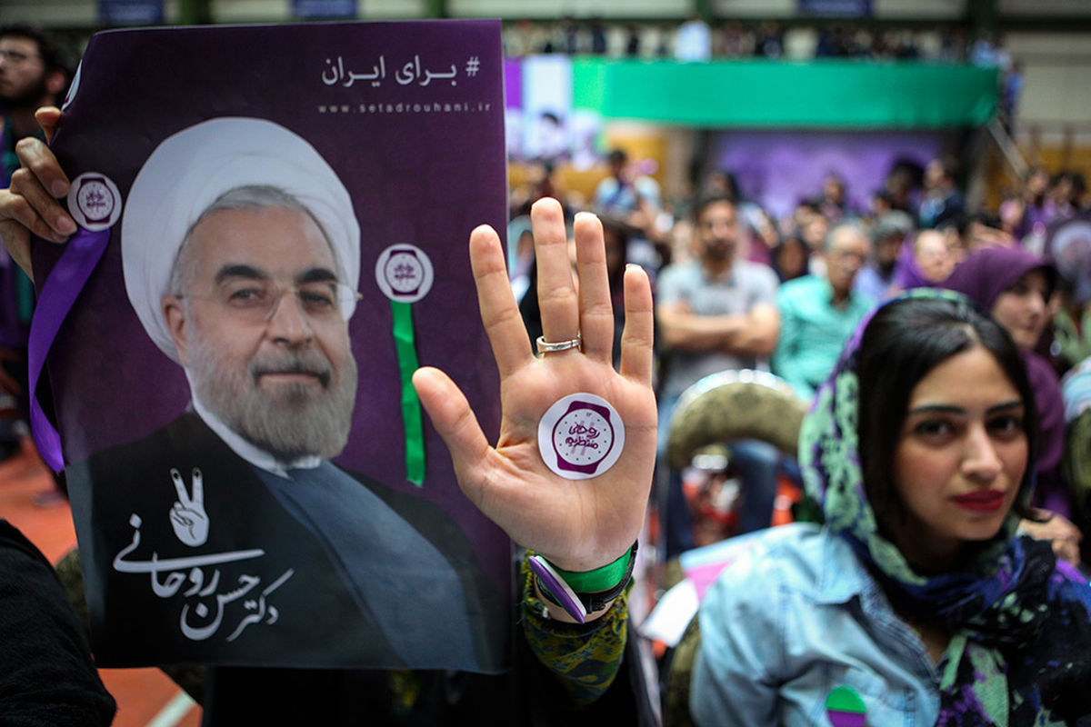 رأی ندادن به روحانی یعنی نزاع با دنیا، توقف طرح تحول نظام سلامت و کاهش عزت و ارزش پاسپورت ایرانی