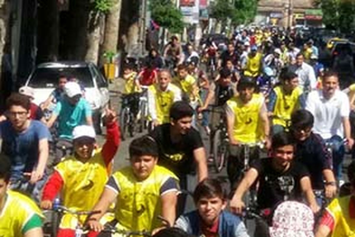 برگزاری همایش دوچرخه سواری با حضور بیش از ۲۰۰ دوچرخه سوار